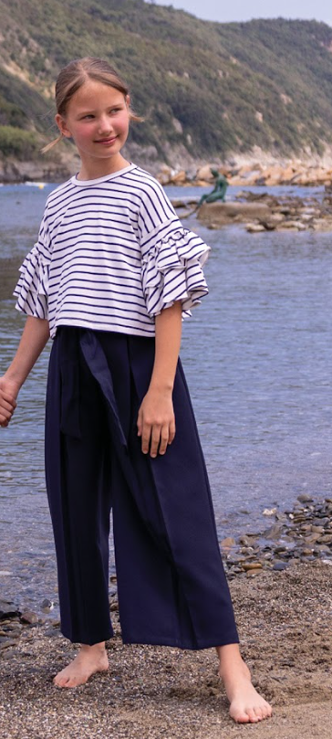 T-shirt in felpina rigata con rouches