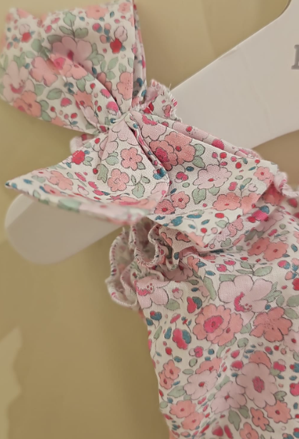 Costume intero di cotone liberty con fiocchi