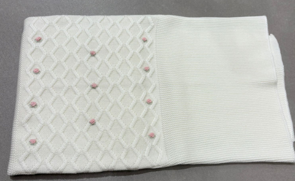 Coperta in lana fondo panna con roselline
