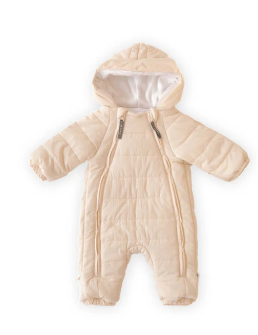 La tuta da neve rosa