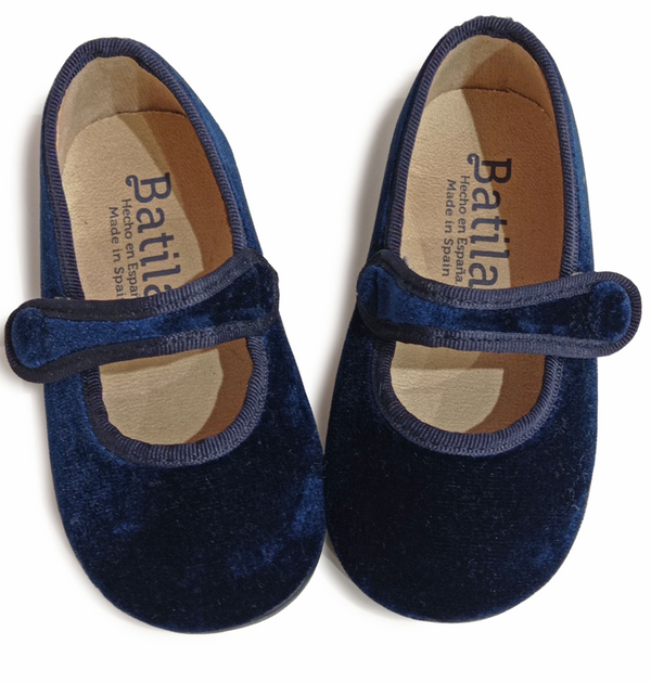 Ballerina in velluto blu con bottoncino