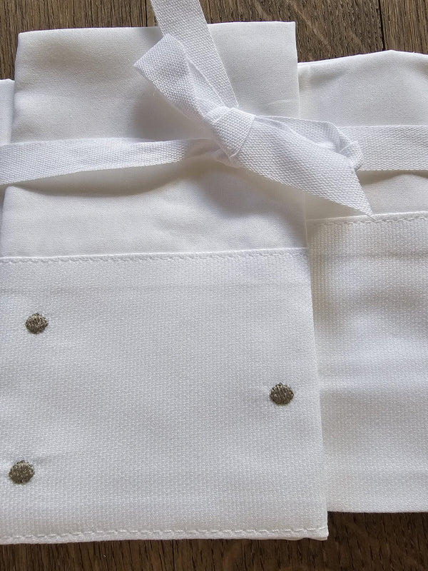 Lenzuola culla- carrozzina con ricamo pois biscotto