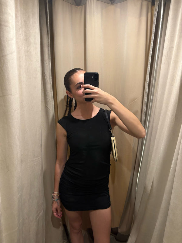Abito nero corto